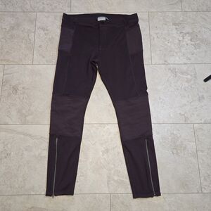 Athleta Womens 14 Dark Burgundy Trailsetter Motion Ankle Zip Pointe Moto Pant